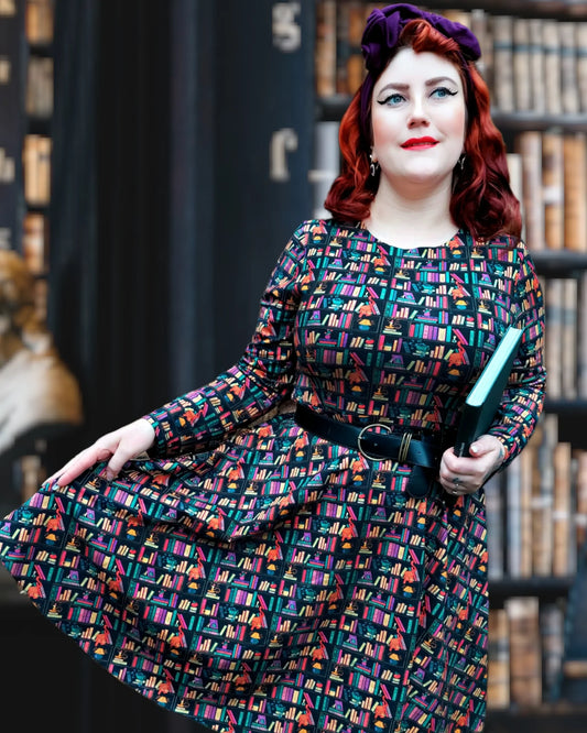 Bookshelf  - Oslo Dress - Easy Fit & Natural Fabric